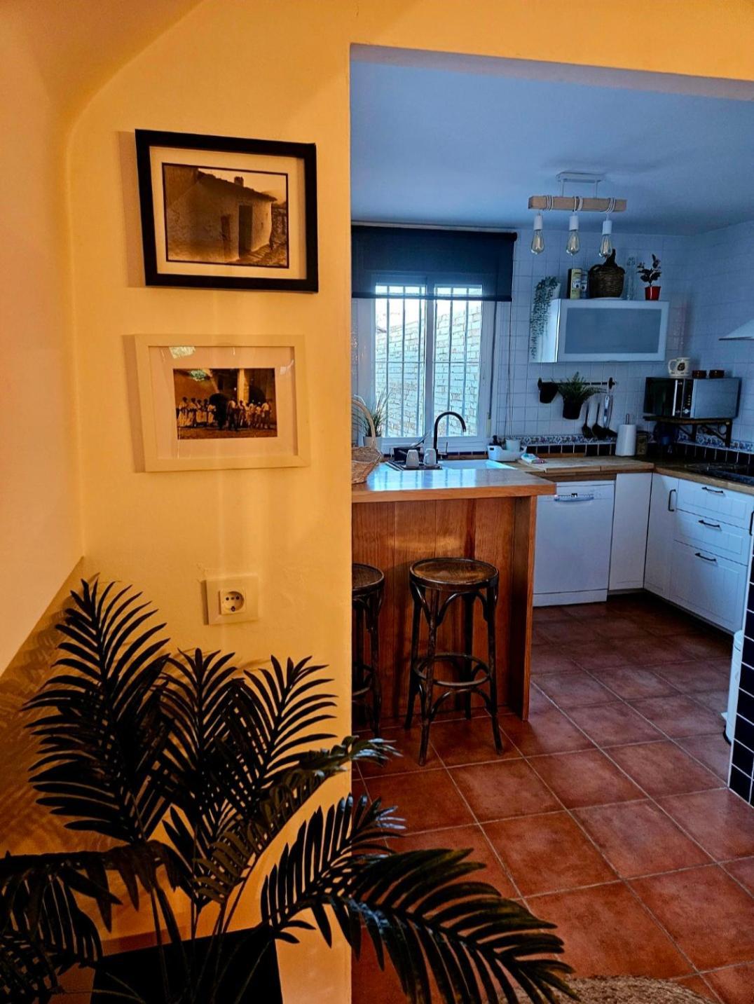 La Casa Junto Al Sendero Del Rio & Piscina # Aire Acondicionado Villa Los Romeros Buitenkant foto
